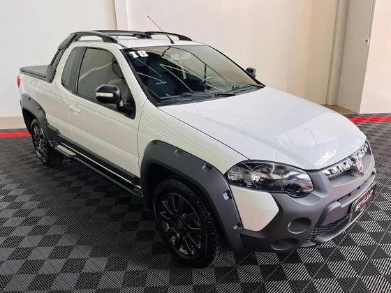 FIAT STRADA 1.8 MPI ADVENTURE CE 16V FLEX 2P MANUAL